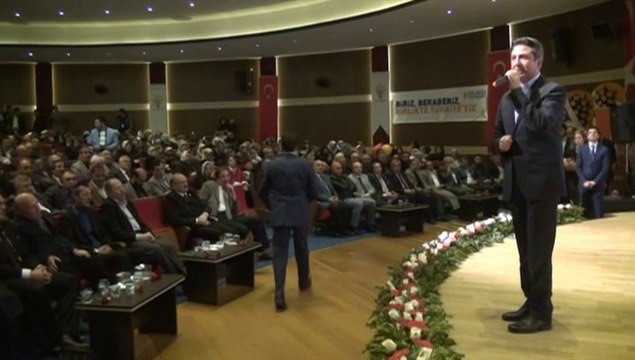 AKParti Palandöken Kongresinde Konuşan Grup Başkanvekili Ahmet AYDIN, Cahit Sıtkı'nın Memleket İsterim Şiirini Okudu