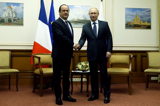 François Hollande à Moscou: Nous devons éviter qu'il y ait d'autres murs qui viennent séparer.