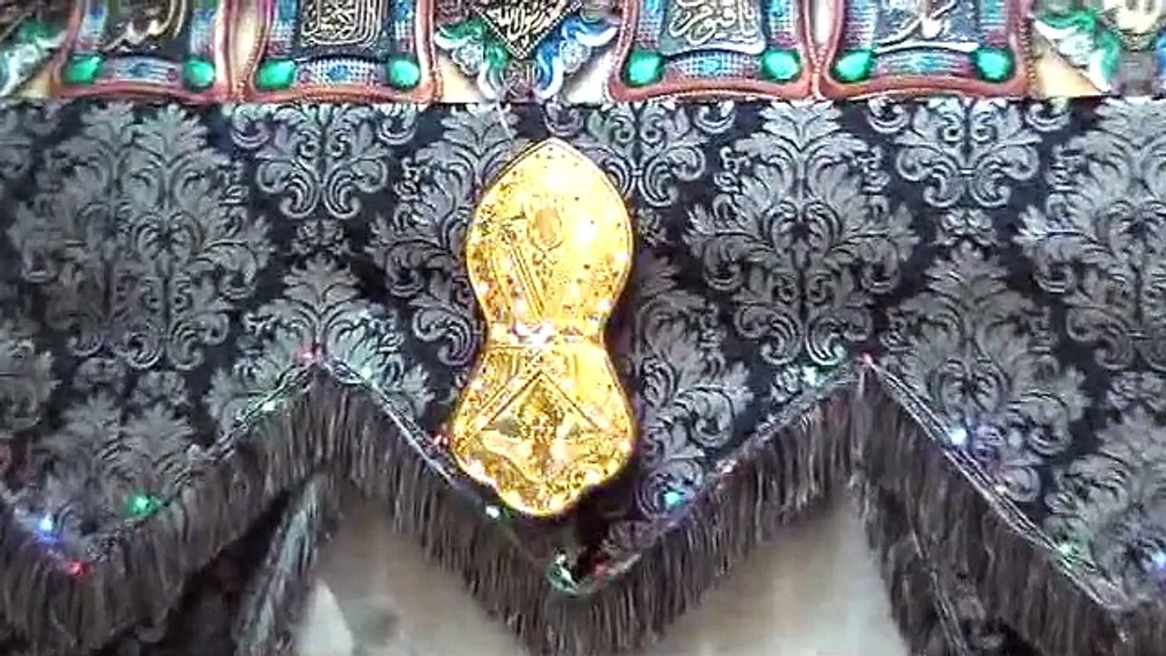 Muhammad Farooq Warsi Sahib~Urdu Naat Main ney jab Aap  صل الله عليه واله وسلم ki Dahleez ko Aqa chooma yun laga aap ney jaisay mera matha chooma