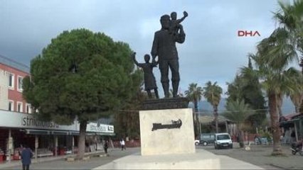 Noel Baba Demre'de Ayinle Anıldı