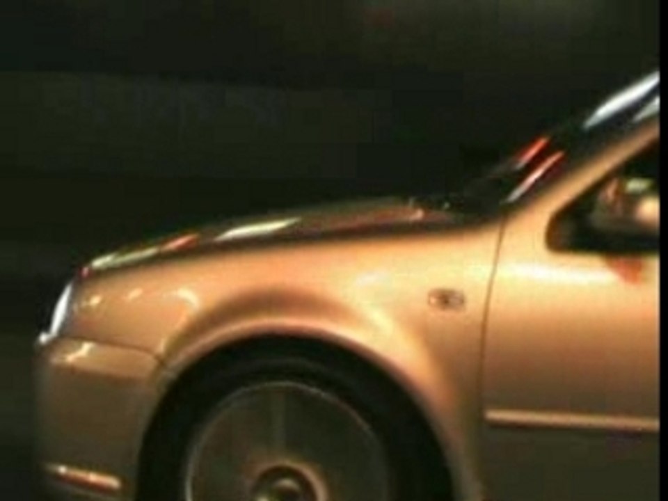 VR6 totoruns vs golf R32