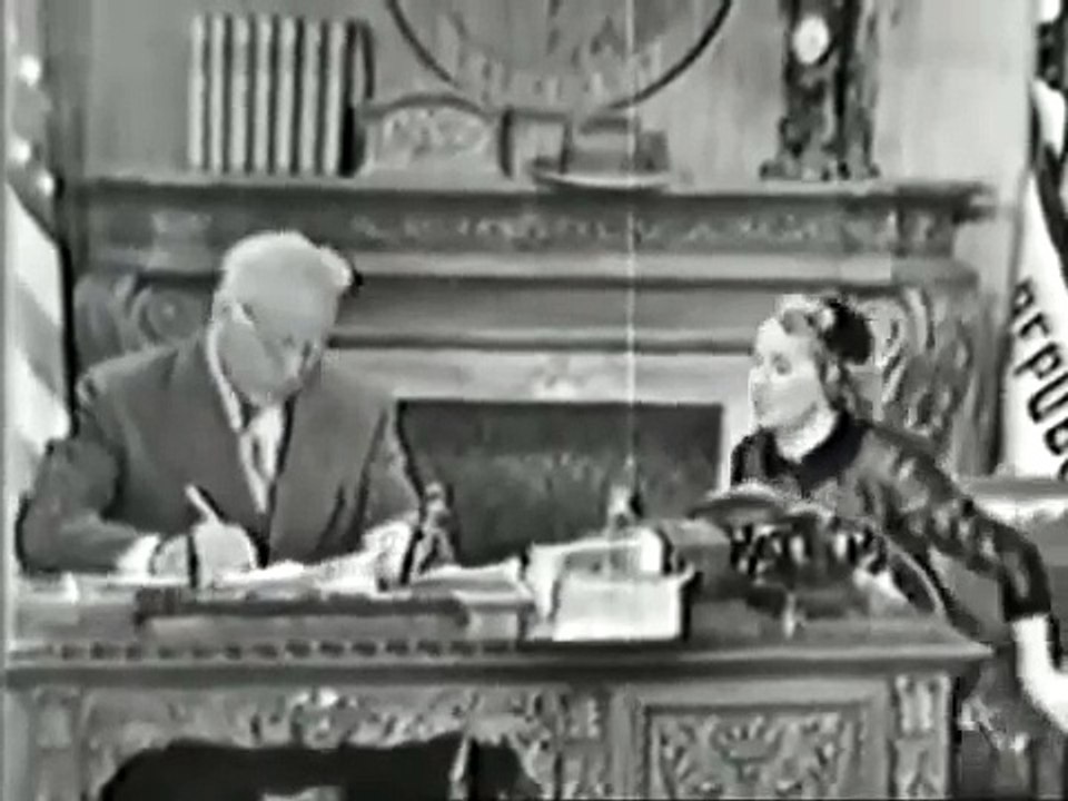 VINTAGE 1952 COMEDY SKIT ~ GRACIE ALLEN & FUTURE TO BE SUPREME COURT CHIEF JUSTICE EARL WARREN