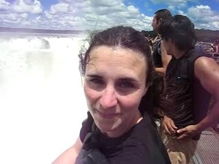Alice aux chutes d'Iguacu