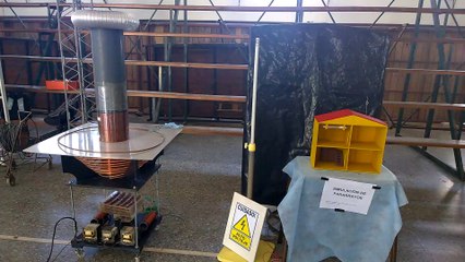 Maquina de hacer rayos