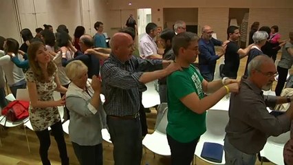 TV3 - Karakia - Escalfament coral (vídeo extra)