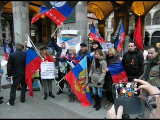 STOP NAZI UKRAINE! LOGGIA DEI MERCANTI DI MILANO (6 DICEMBRE 2014)