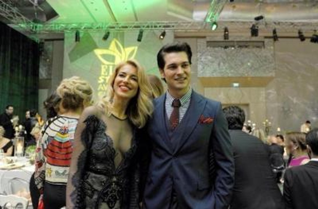 Burcu Esmersoy'dan Çağatay Ulusoy'a Övgü