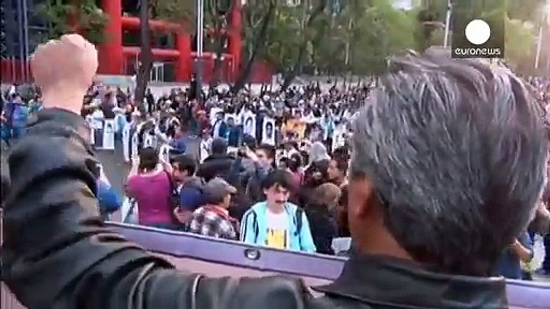 ⁣Мексика: нова демонстрація після звістки про виявлення останків одного зі зниклих студентів