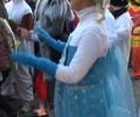 "Noel keki koşu yarışması"