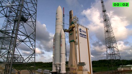 Le lanceur Ariane 5 réussit son décollage