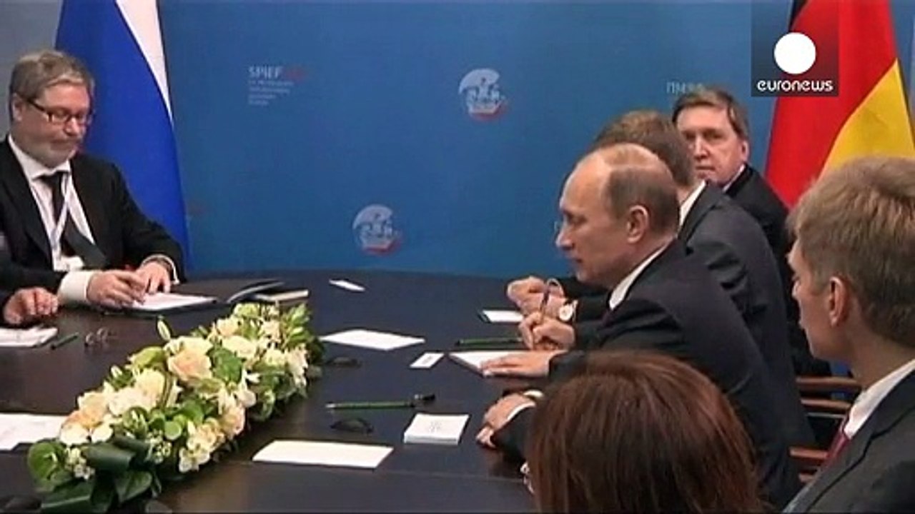 Angela Merkel carga de nuevo contra Vladimir Putin y advierte a Francia e Italia