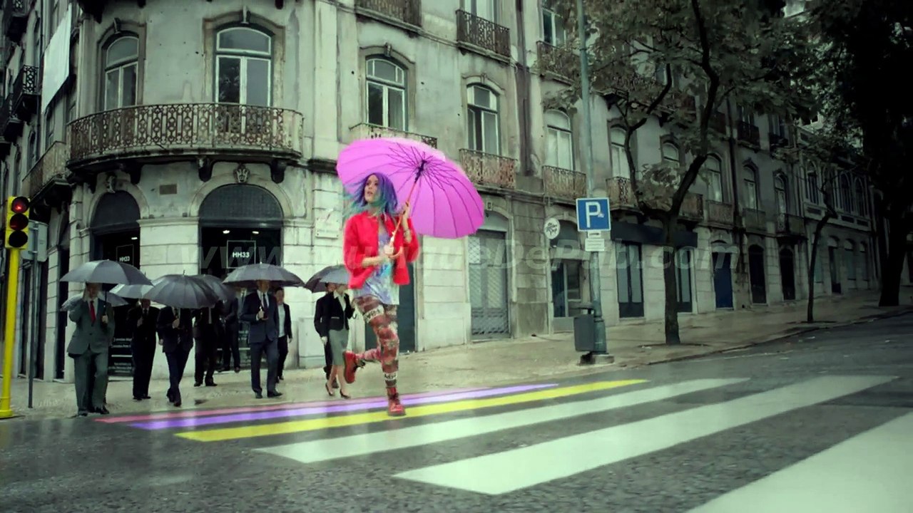 pub Eau Jeune Double Je 2014 [HQ]