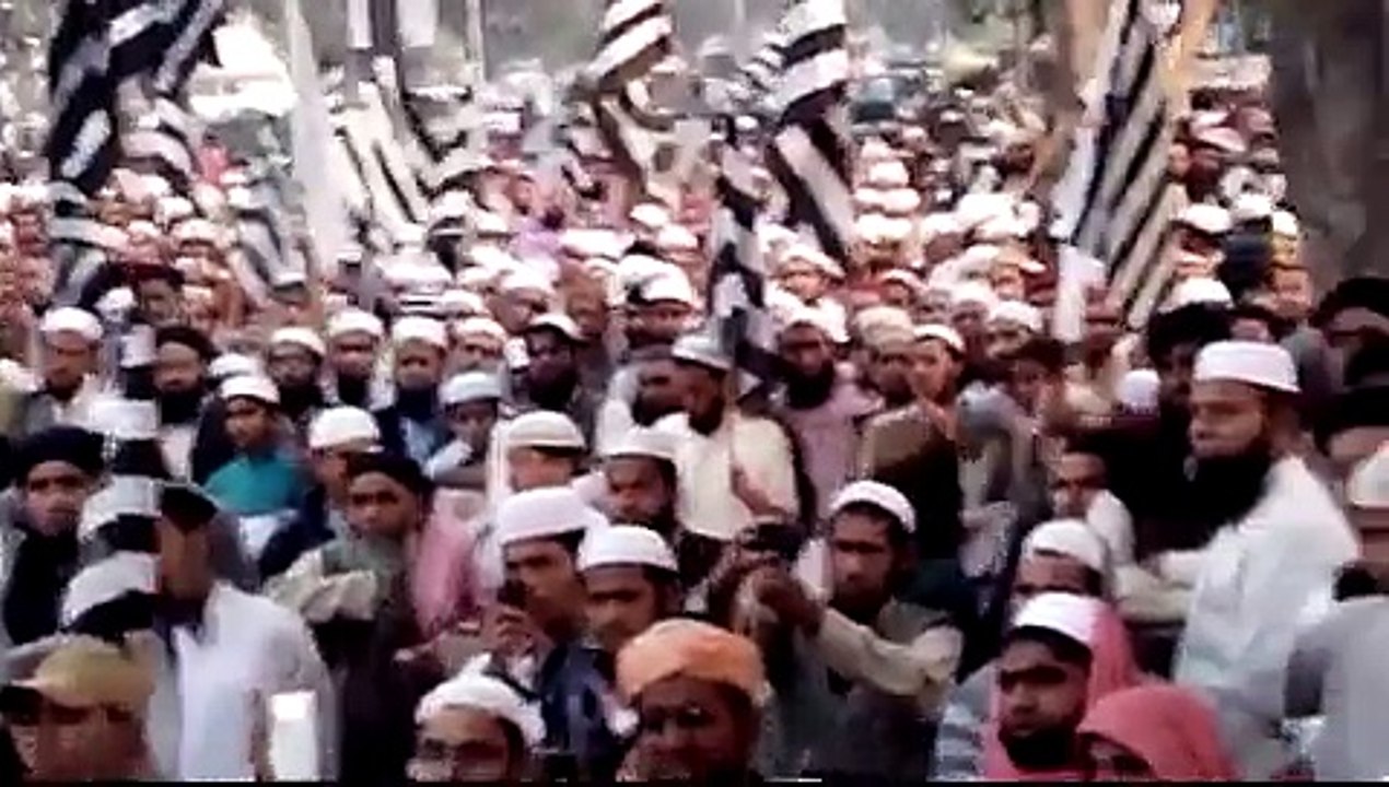 juifpakistan..05 December jui Ehtjaji Muzahere ka ek manzar