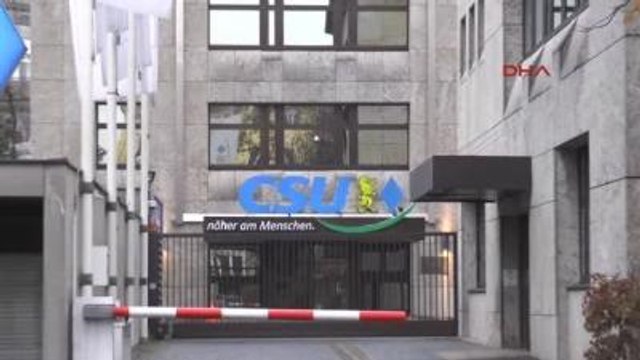 Dha Dış Haber - Almanya'daki Türklerden ?evde Almanca Konuşma Tasarısı?na Tepki