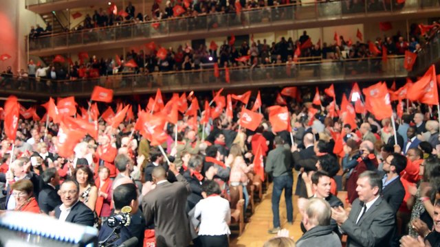Congrès PS Flagey Ixelles le 23 Mars 2014, l'arrivé de Elio Di Rupo notre Président ! GOSSET James