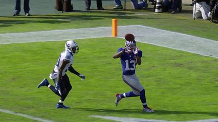 Beckham hauls in Eli Manning's 15-yard TD pass