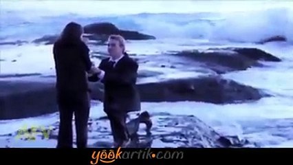 Islak bir evlilik teklifi. Damat bunu hesap edememiş :)