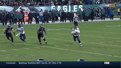 Wilson runs for a 26-yard touchdown