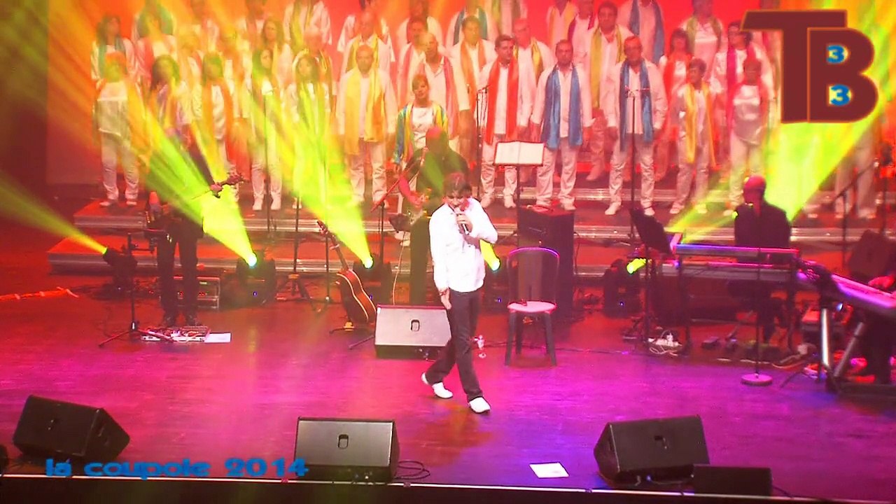 Télévision-Bordeaux-33 olivier Villa en concert accompagner avec la chorale  ChoeurdeLou  le samedi 15 Novembre 2014  la Coupole st Loubès