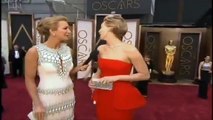 Jennifer Lawrence FALLS INTERVIEW on Red Carpet OSCARS 2014 AGAIN!! INTERVIEW LINK!!