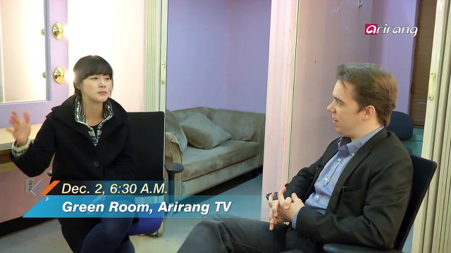 In the Newsroom Ep143C3 Yellow Lounge a classical recital at a club