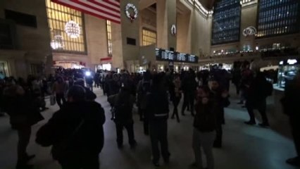 ABD'de Siyahiyi Öldüren Polise Takipsizlik Kararı - New