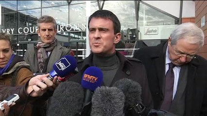 Photo de Hollande: Valls appelle au "respect du président"