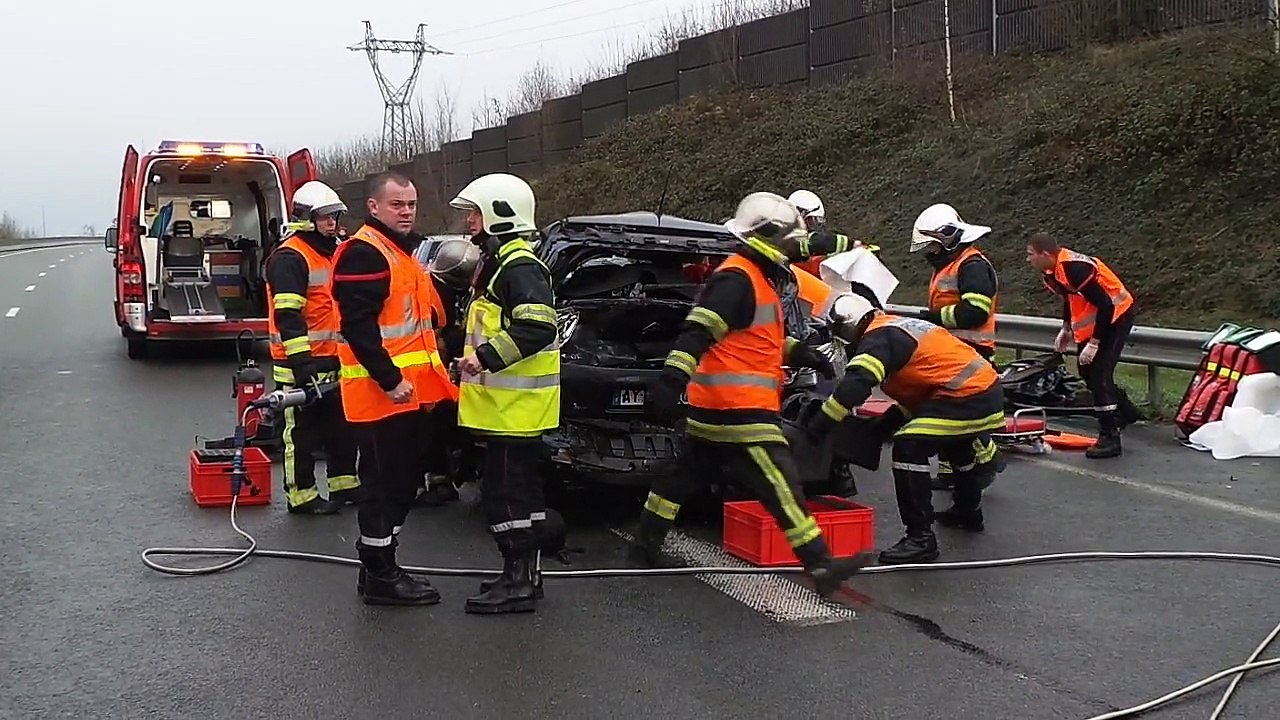 Accident RN2 à Louvroil