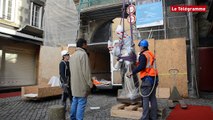 Vannes. La porte Saint-Vincent retrouve sa statue