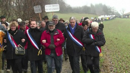Center Parcs à Roybon: la majorité silencieuse manifeste pour défendre le projet