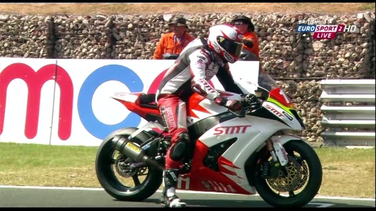 #6 Pirelli National Superstock 1000 Championship - Brands Hatch GP- 2013 (HD)