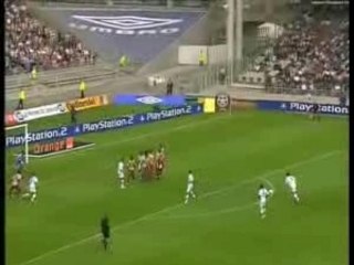 Juninho Pernambucano- L'extra Terrestre