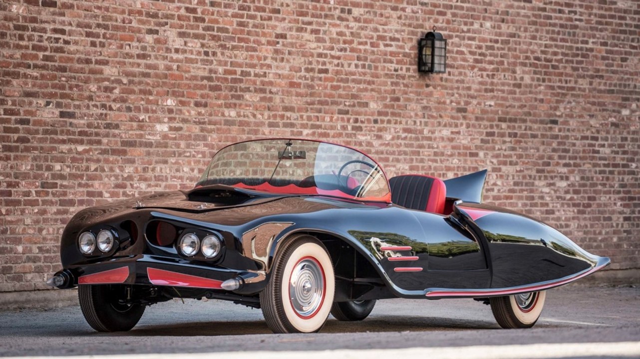 La toute première Batmobile vendue 137 000 dollars
