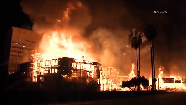 Incendie de 3 tours au coeur de Los Angeles