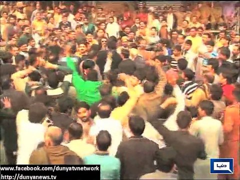 Dunya News - Political issues come to roads