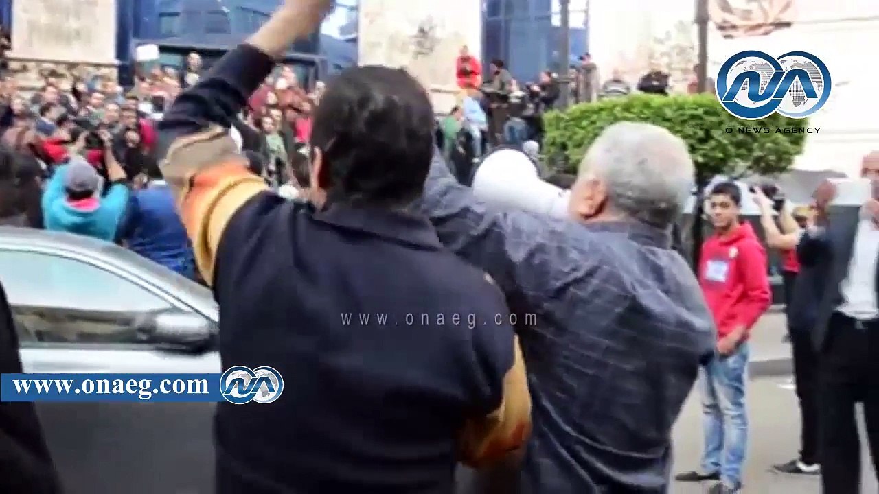 بالفيديو.. مظاهرة مناهضة لمؤيدي السيسي ضد معارضين لبراءة مبارك