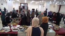 Lise Öğrencileri Umreye Gitmek İçin Kermes Açtı