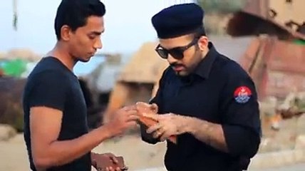 Karachi COPS be like...