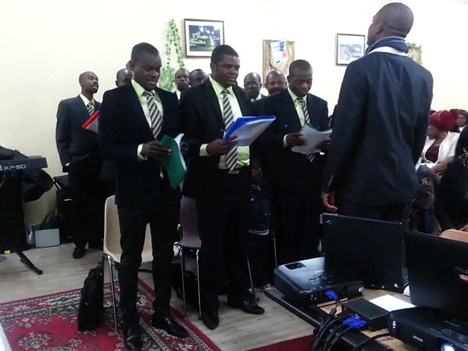 Chœur d'hommes de l'église Gethsémané - Le 7/12/2014 - 2eme chant