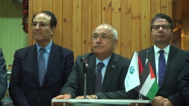 Çiçek, Yunus Emre Türk Kültür Merkezi'ni Ziyaret Etti