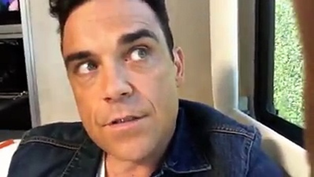 Robbie Williams-Got A Job For Me