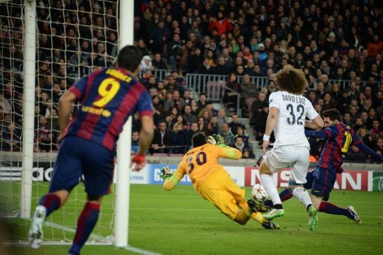 L'égalisation de Messi - FC Barcelona 3-1 PSG