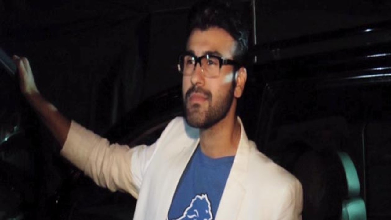Aarya Babbar Launches His Novel