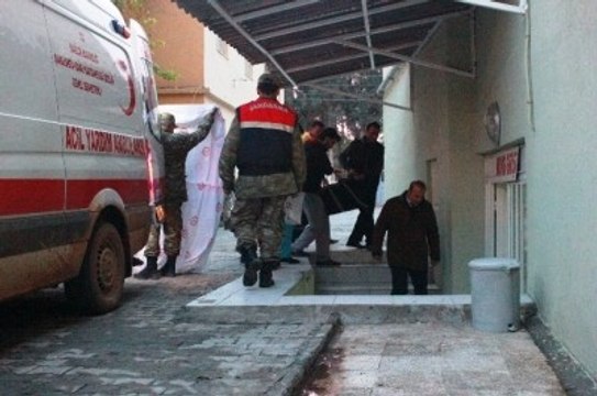Şehit Askerlerin Cenazeleri Morga Getirildi