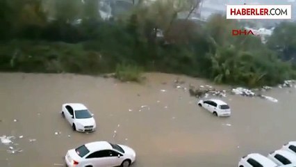 Antalya' Yı Şiddetli Yağış Felç Etti 4