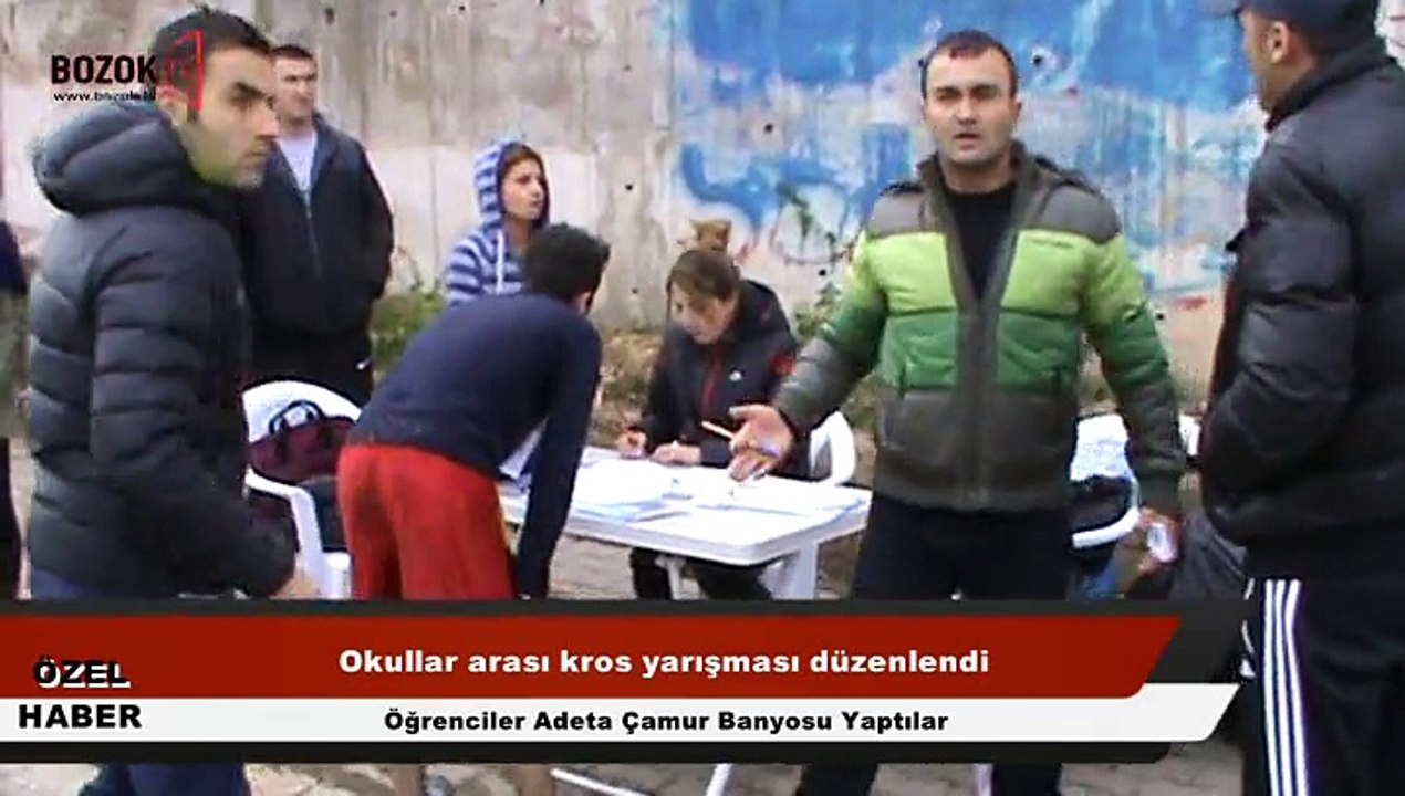 ÇAMURLU YOLDA OKULLAR ARASI KROS YARIŞMASI