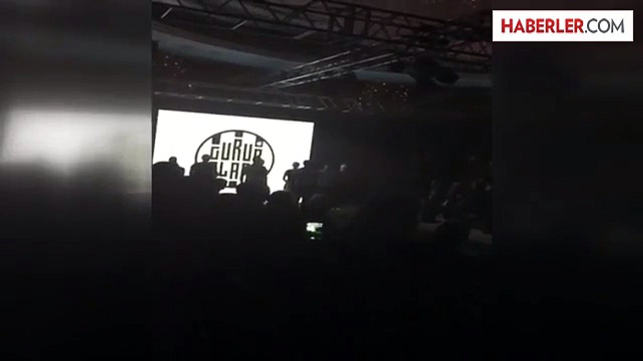 Beşiktaş Kartal Yuvası Ürünleri Defileyle Tanıtıldı