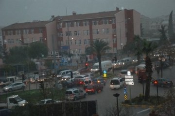 Şiddetli Yağış Didim'i Kötü Vurdu