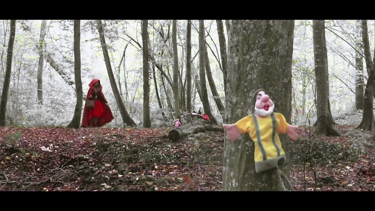 Najoua Belyzel ''Que Sont-Ils Devenus'' (Version Dark Light for TV - Clip officiel)