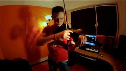 ANIMALS - Chives Violin Concept